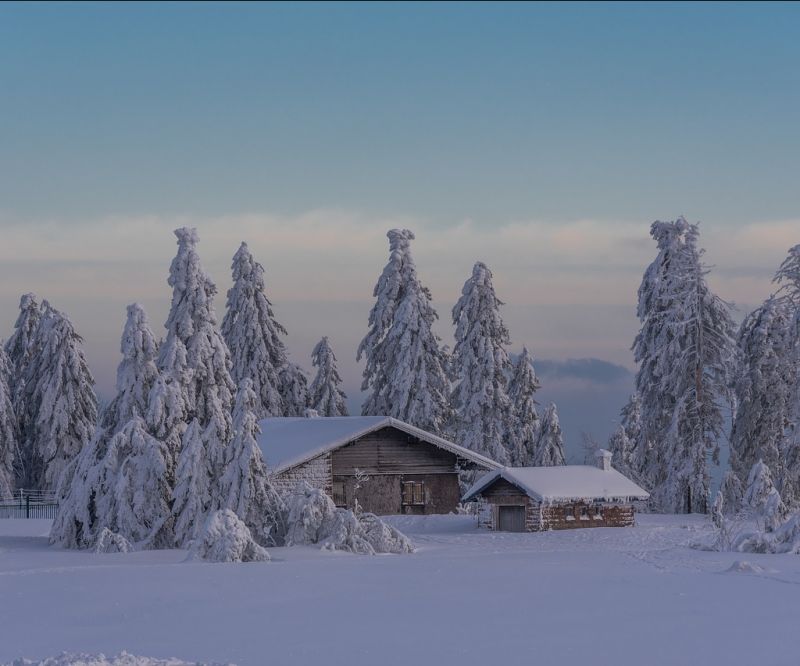  Turismo invernale, la nuova stagione parte all'insegna dell'incertezza